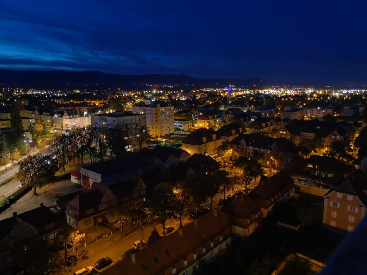 Bel Appartement Avec Vue Splendide Sur Toute La Ville De Colmar - Parking Gratuit Buitenkant foto